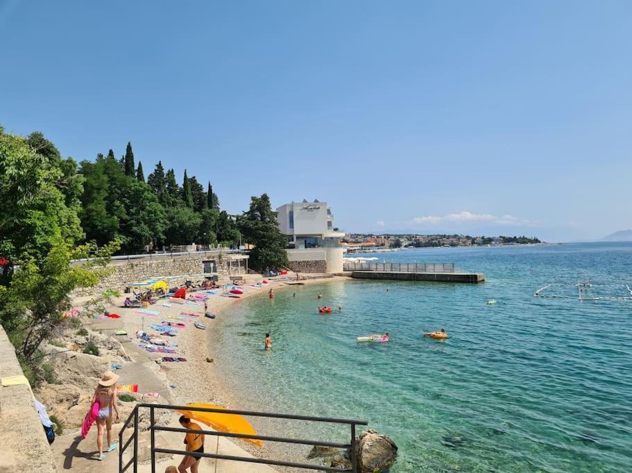 Apartment Lisinski Crikvenica Esterno foto
