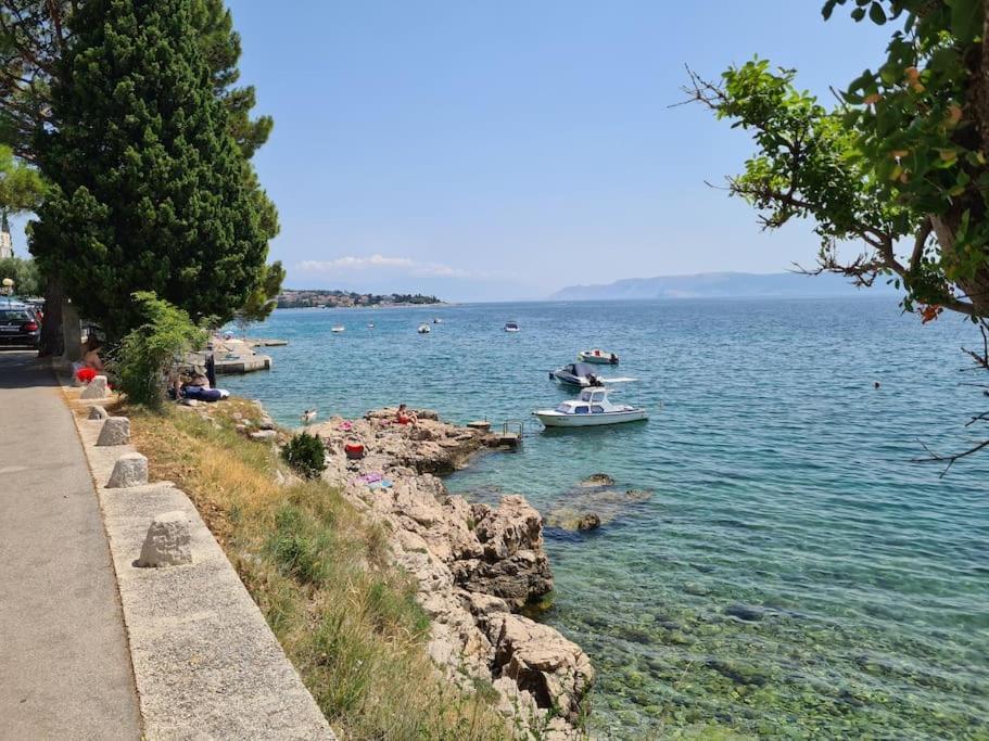 Apartment Lisinski Crikvenica Esterno foto