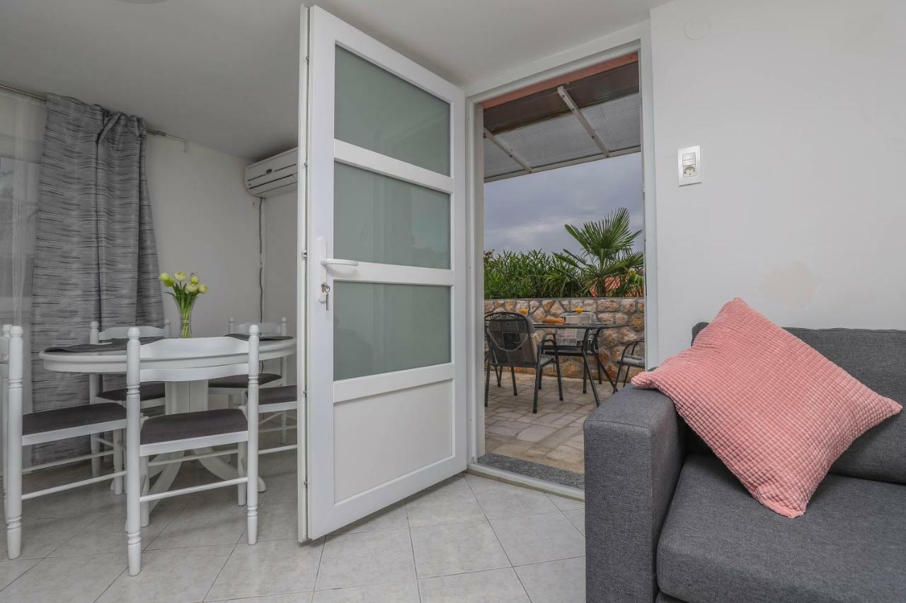 Apartment Lisinski Crikvenica Esterno foto