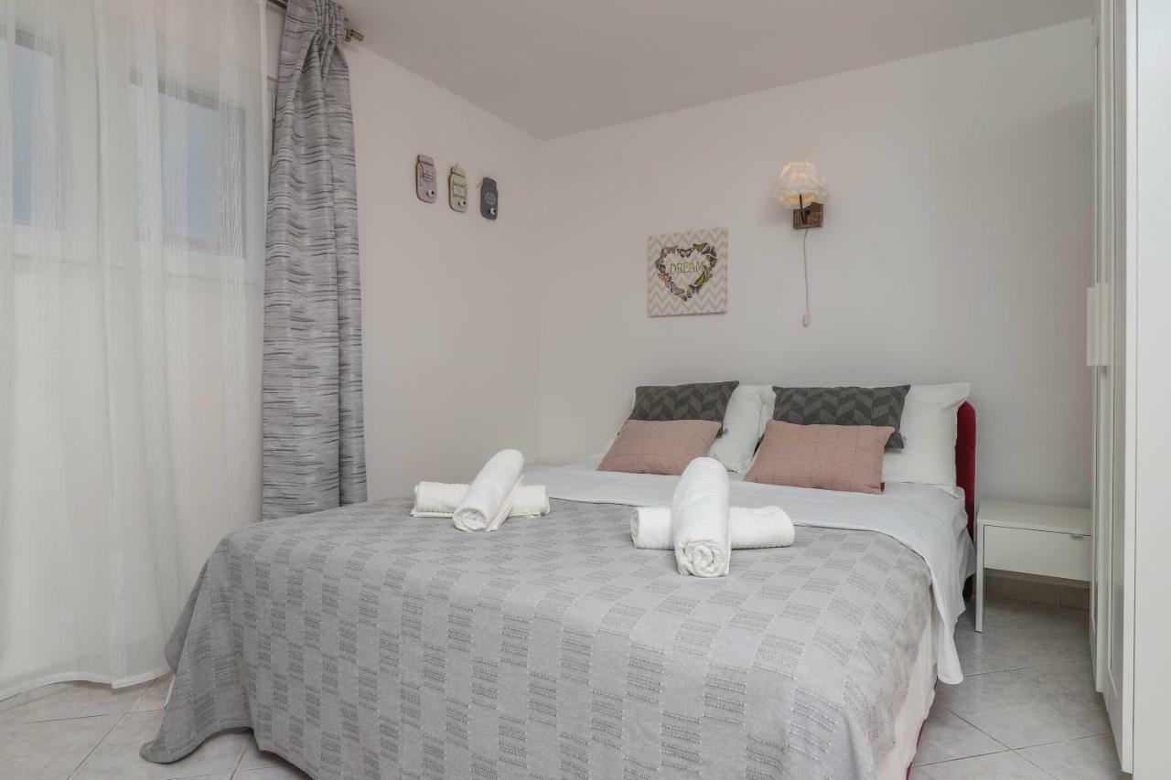 Apartment Lisinski Crikvenica Esterno foto