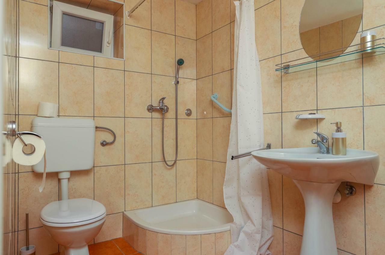 Apartment Lisinski Crikvenica Esterno foto