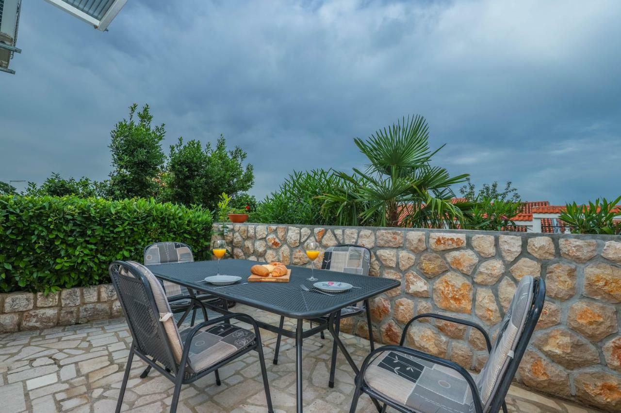 Apartment Lisinski Crikvenica Esterno foto
